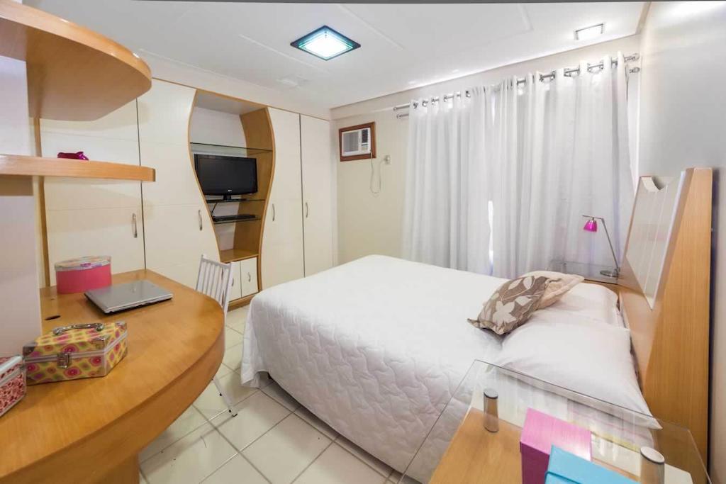 Hotel Oceania Eunapolis Quarto foto